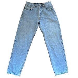 Vintage Levi's Silvertab Guys Fit 90s Made in USA 31" around inseam29"